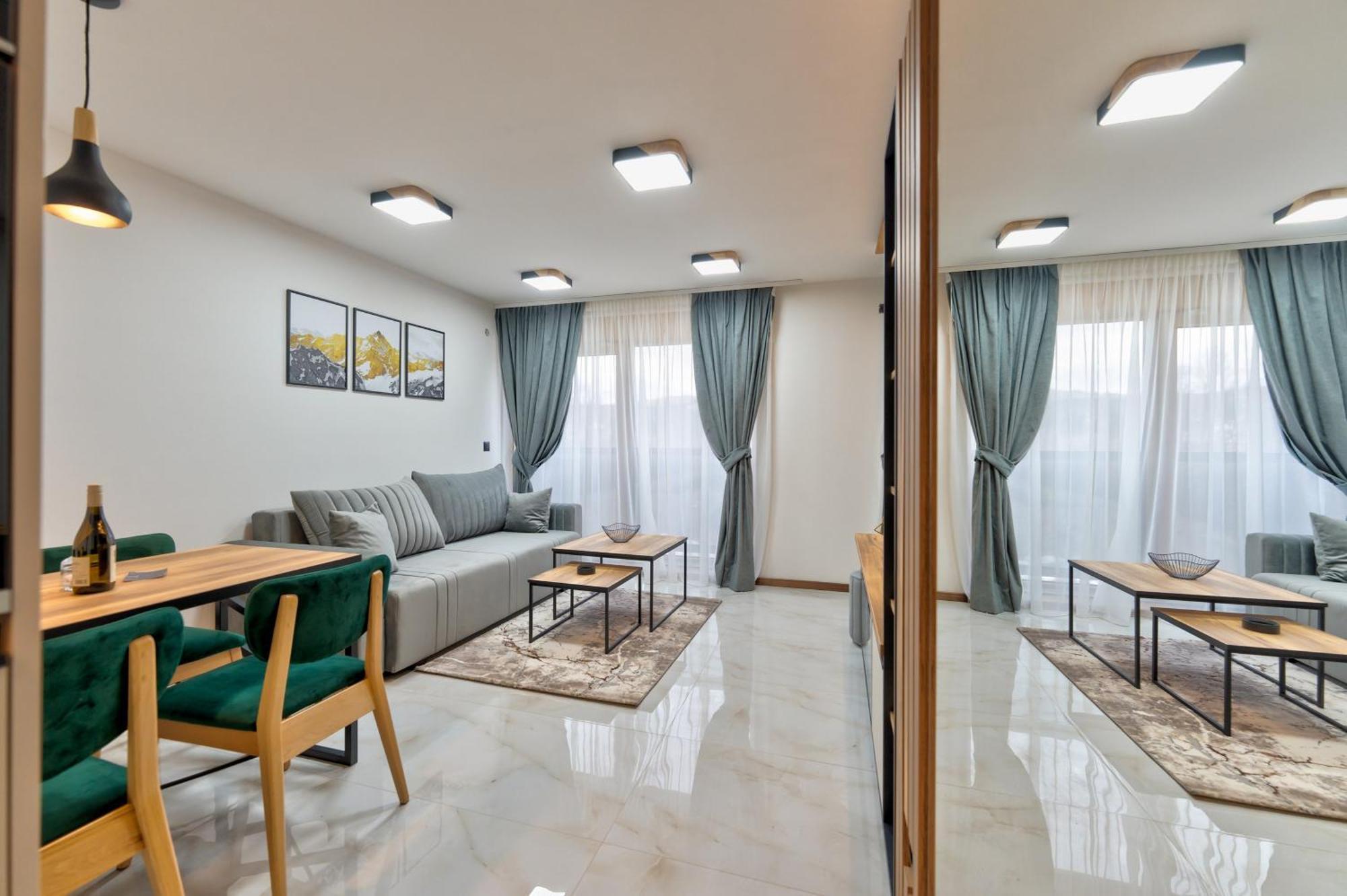 Golden Panorama & Wellness *