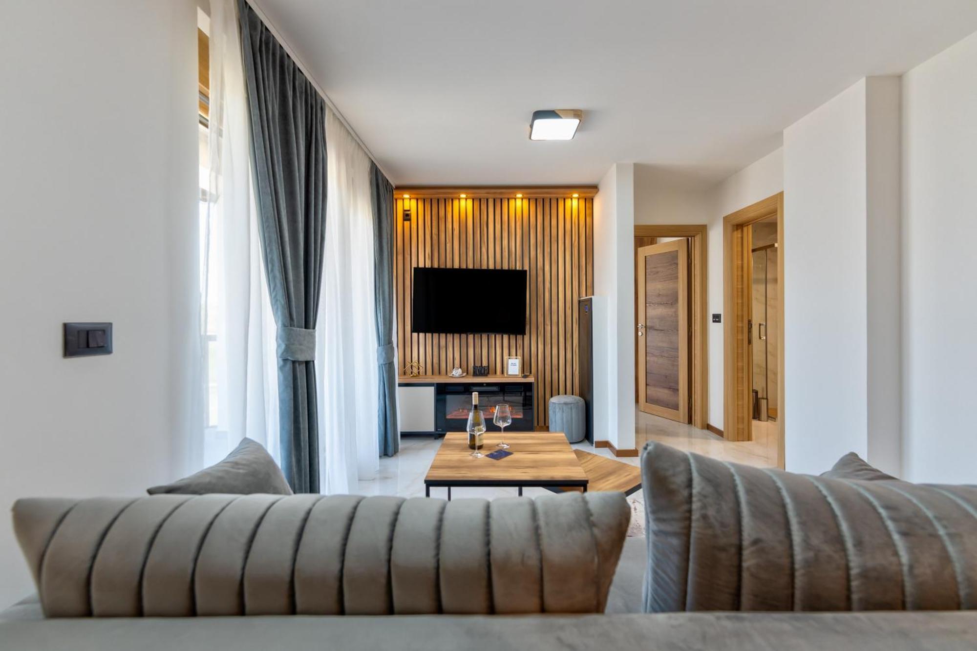 Golden Panorama & Wellness Aparthotel *